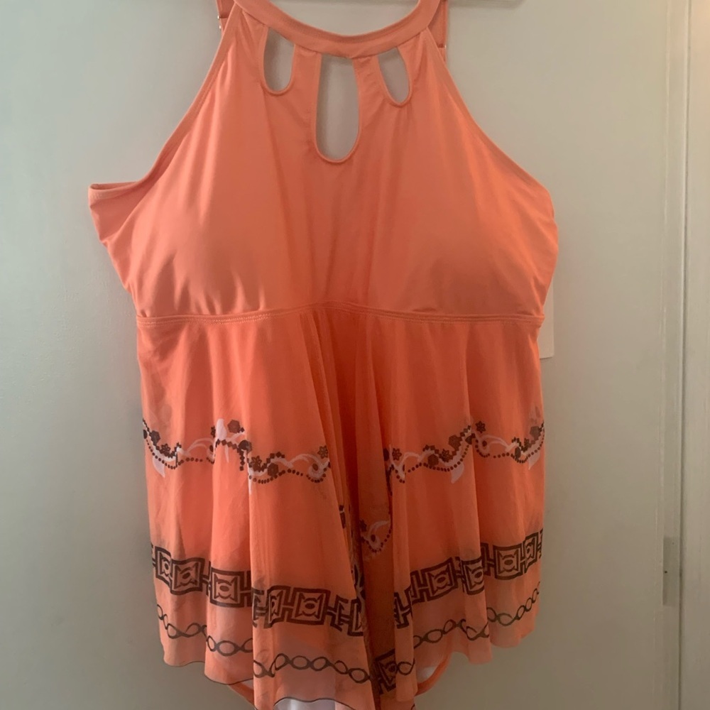 NWT Salmon Size 22-24/3X Bloomchic Bandana Cut Out Halter Swim Dress. pool hot